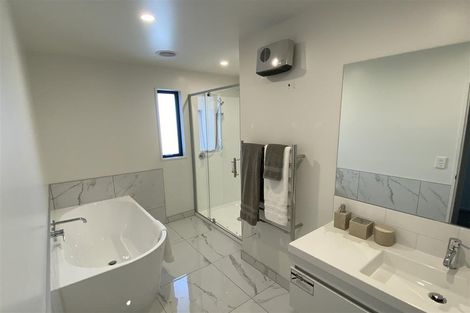 Photo of property in 4/8 Lyndon Street, Riccarton, Christchurch, 8011