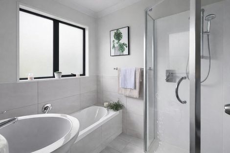 Photo of property in 49a Flaxdale Street, Birkdale, Auckland, 0626