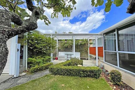 Photo of property in 19a Amaru Road, One Tree Hill, Auckland, 1061