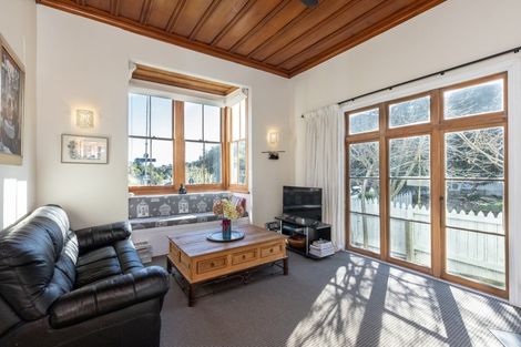 Photo of property in 3 Hooker Avenue, Hospital Hill, Napier, 4110