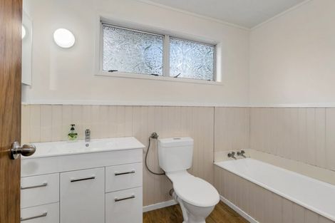 Photo of property in 68 Spinella Drive, Bayview, Auckland, 0629