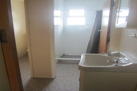 Photo of property in 2/25 Brockworth Place, Riccarton, Christchurch, 8011