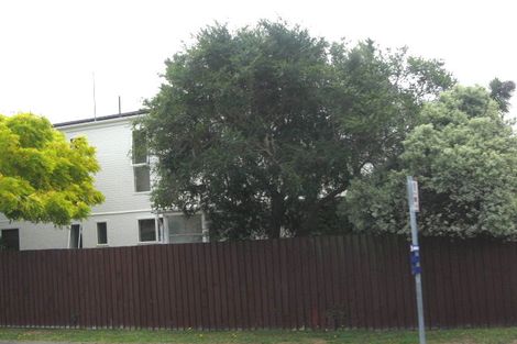 Photo of property in 2/97 Weston Road, St Albans, Christchurch, 8052