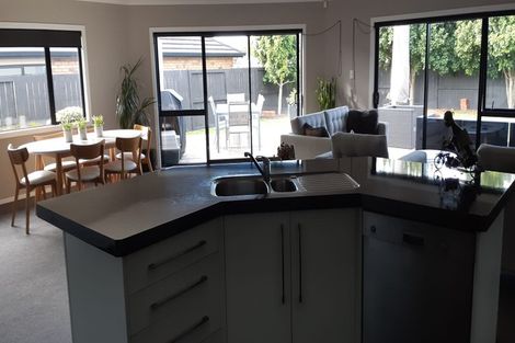 Photo of property in 5 Bree Place, Flagstaff, Hamilton, 3210