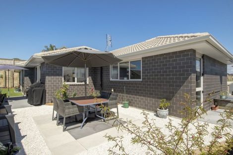 Photo of property in 88 Bert Wall Drive, Omokoroa, 3114