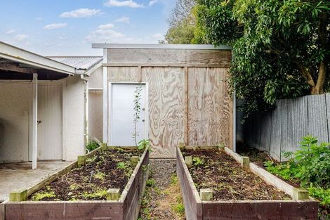 Photo of property in 5 Hartley Place, Awapuni, Palmerston North, 4412