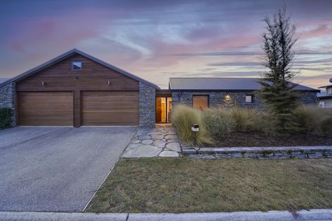 Photo of property in 5 Castalia Drive, Lake Hayes, Queenstown, 9304