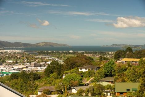 Photo of property in 24 Matuhi Street, Tirohanga, Lower Hutt, 5010