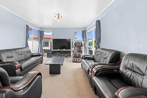 Photo of property in 14 Yearsley Place, Manurewa, Auckland, 2102