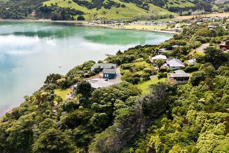 Photo of property in 46 Bayview Crescent, Duvauchelle, 7581