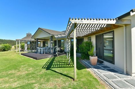 Photo of property in 240 Oyster Point Road, Kaukapakapa, Warkworth, 0984