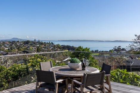 Photo of property in 74 Mellons Bay Road, Mellons Bay, Auckland, 2014