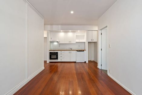 Photo of property in Hopper Street Apartments, 4/20 Hopper Street, Mount Cook, Wellington, 6011