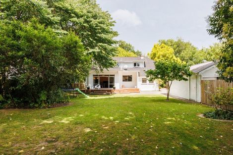 Photo of property in 11 Elmira Avenue, Hokowhitu, Palmerston North, 4410