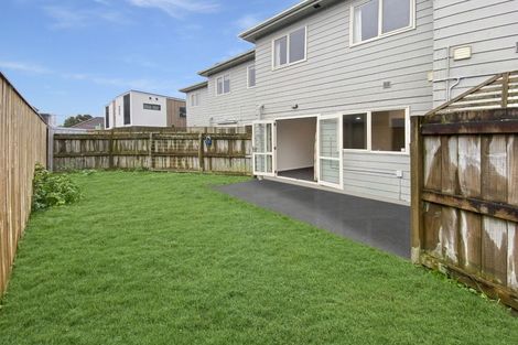Photo of property in 3/8 Waldie Grove, Avalon, Lower Hutt, 5011