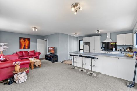 Photo of property in 64 Cuffs Road, Wainoni, Christchurch, 8061