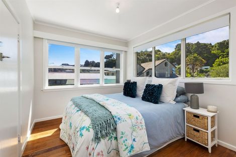 Photo of property in 6 Mckenzie Avenue, Arkles Bay, Whangaparaoa, 0932