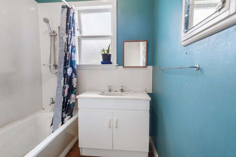 Photo of property in 2 Hodge Place, Aramoho, Whanganui, 4500