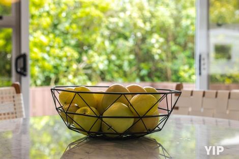 Photo of property in 17 Baylands Drive, Newlands, Wellington, 6037