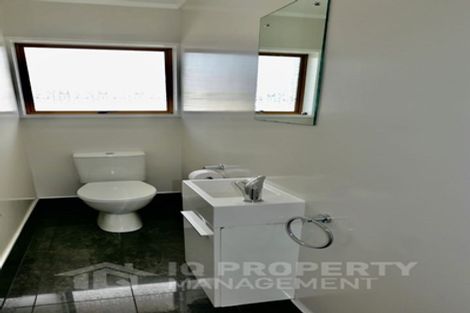 Photo of property in 2/77 Prince Regent Drive, Half Moon Bay, Auckland, 2012