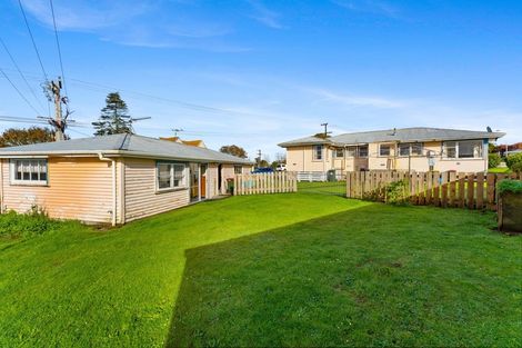 Photo of property in 76 Conway Road, Eltham, 4322