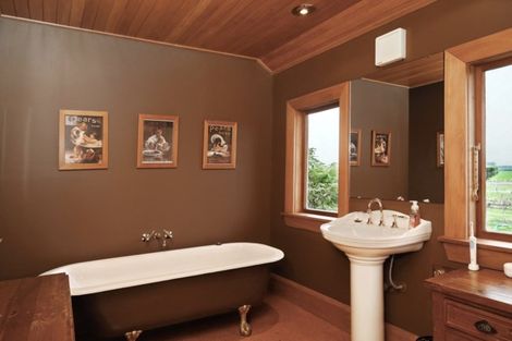 Photo of property in 864 Clintons Road, Charing Cross, Christchurch, 7671