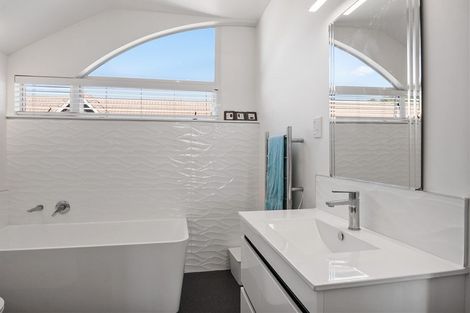 Photo of property in 6 Honey-tye Way, Stoke, Nelson, 7011