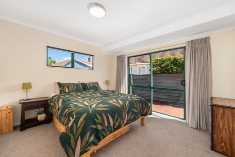 Photo of property in 201 Vogel Street, Roslyn, Palmerston North, 4414