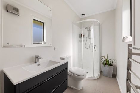 Photo of property in 18 Kens Lane, Sawyers Bay, Port Chalmers, 9023