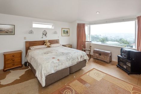 Photo of property in 4 Clematis Avenue, Murrays Bay, Auckland, 0630