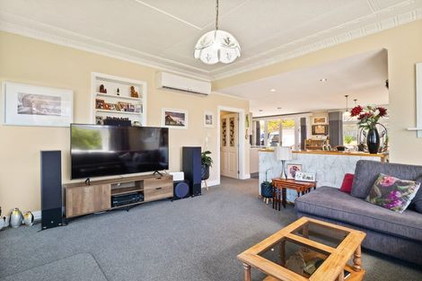 Photo of property in 115 Tomahawk Road, Andersons Bay, Dunedin, 9013