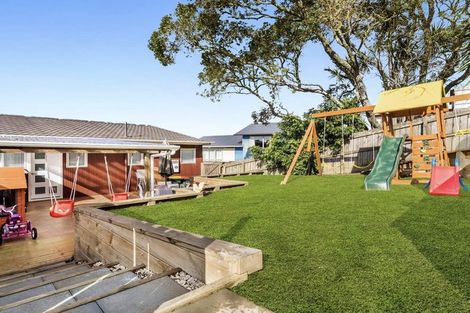 Photo of property in 2/131 Glamorgan Drive, Torbay, Auckland, 0630