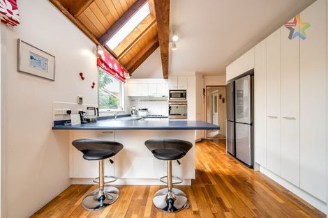 Photo of property in 72 Knights Road, Hutt Central, Lower Hutt, 5010