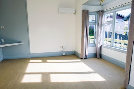 Photo of property in 35 Mersey Street, South Hill, Oamaru, 9400