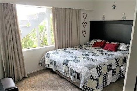 Photo of property in 91 Takutai Avenue, Half Moon Bay, Auckland, 2012