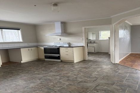 Photo of property in 6 Balfour Road, Manurewa, Auckland, 2102