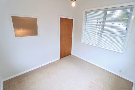 Photo of property in 10 Naenae Road, Naenae, Lower Hutt, 5011