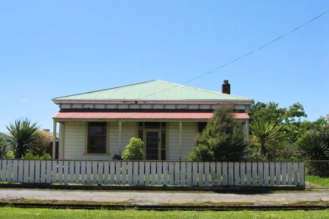 Photo of property in 29 Bright Street, Westport, 7825