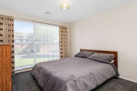 Photo of property in 39 Cowes Street, Avondale, Christchurch, 8061