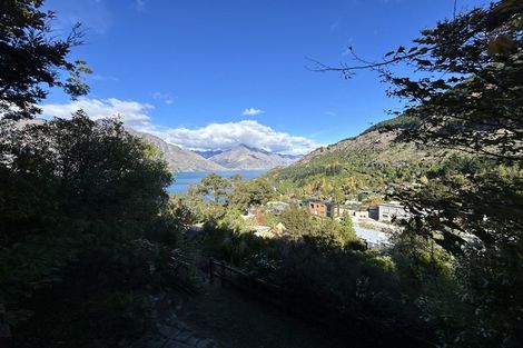 Photo of property in 30a Mackinnon Terrace, Sunshine Bay, Queenstown, 9300