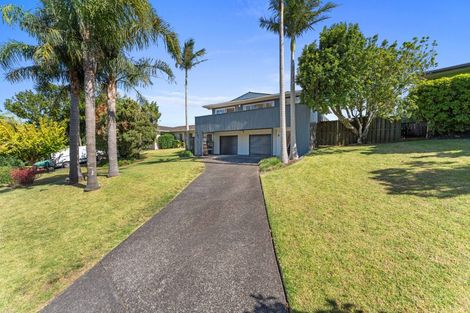 Photo of property in 22 Himalaya Drive, Half Moon Bay, Auckland, 2012
