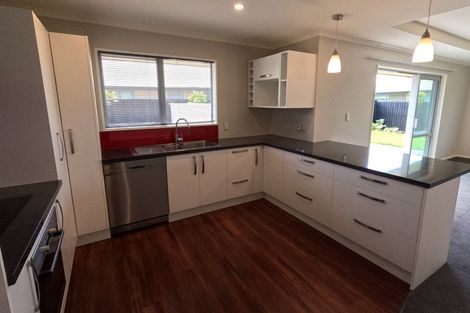 Photo of property in 48a Mcmahon Drive, Aidanfield, Christchurch, 8025