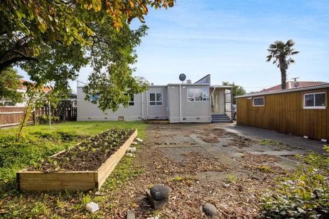 Photo of property in 58 Dixon Avenue, Hawera, 4610