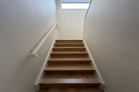 Photo of property in 21 Kensway Drive, Flat Bush, Auckland, 2016