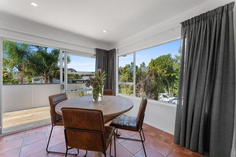Photo of property in 22 Himalaya Drive, Half Moon Bay, Auckland, 2012