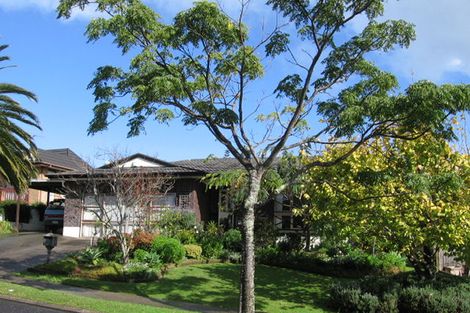 Photo of property in 5 Clipper Place, Shelly Park, Auckland, 2014