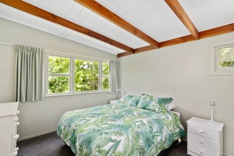 Photo of property in 35 Spencer Road, Lake Tarawera, Rotorua, 3076
