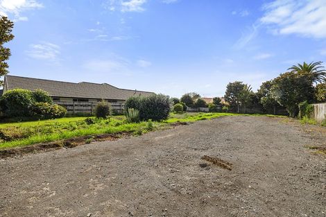 Photo of property in 3 Portland Drive, Highlands Park, New Plymouth, 4312