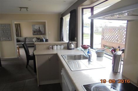 Photo of property in 70 Major Drive, Kelson, Lower Hutt, 5010