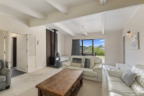 Photo of property in 28 Dewe Terrace, Foxton Beach, Foxton, 4815